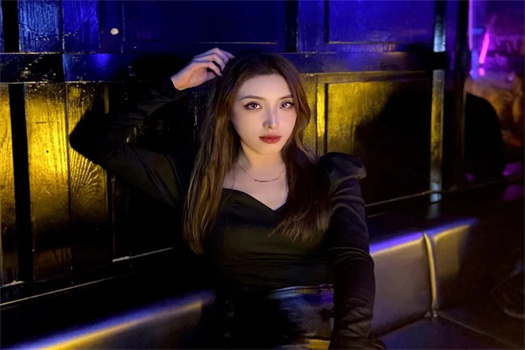 泰州江南会高中端ktv招聘美女经理