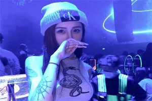 连云港夜场ktv招聘高小费15/20[加入百老汇放飞梦想扬帆远航]上班无压力,周末可兼职-欢迎找工作的你看过来