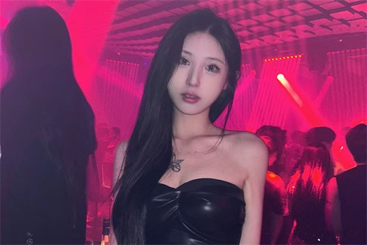 成都playhouse酒吧ktv招聘气氛组小蜜蜂