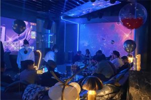 什么是ktv酒吧咨客/主要干什么/月工资多少/工作时间/工作流程及规范